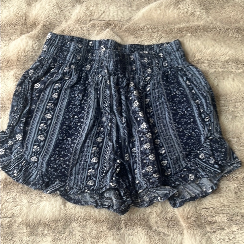 American Eagle Flowy Shorts